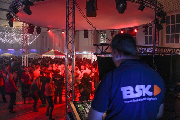 BSK Networks Vermietung Lichttechnik Hagen NRW DJ Licht Ton